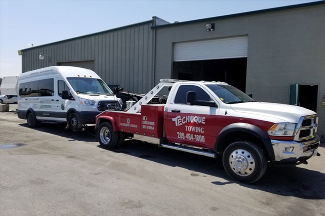 van towing stockton ca